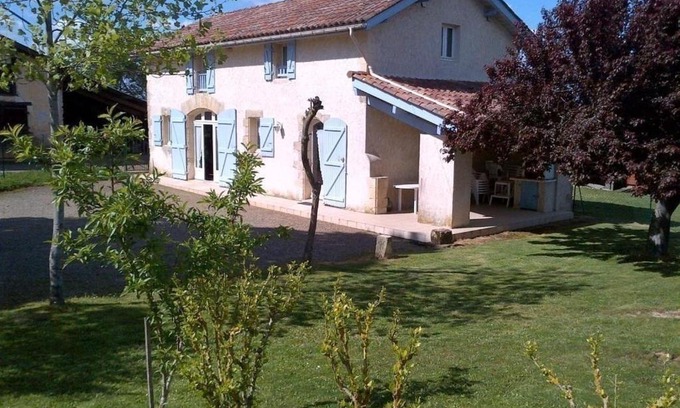 Larbey House | Paloumat