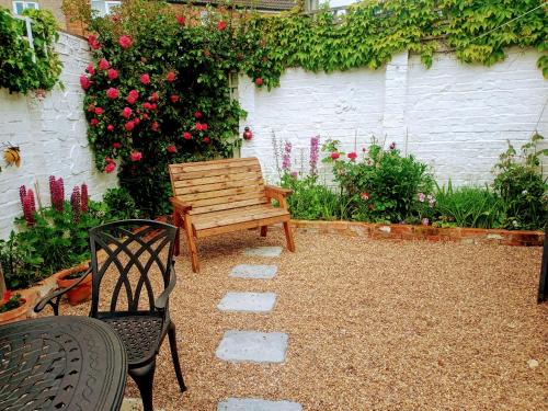 Louth House | Pankhurst Cottage, Louth