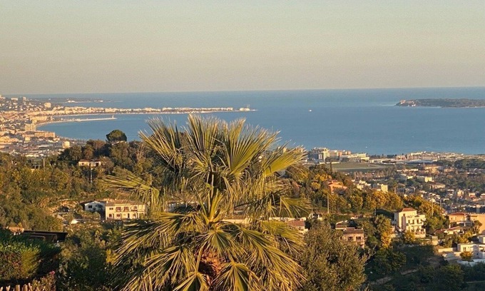 Mandelieu-La-Napoule Apartment | Panoramic sea view appartement
