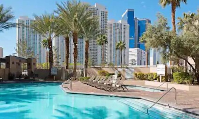 Las Vegas Condo | Paradise, a Hilton Grand Vacations Club - 1 Bedroom - LP