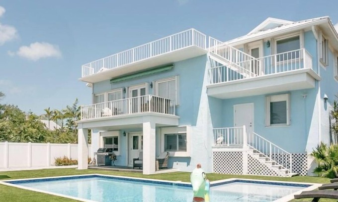 Sunshine Estates House | Paradise Awaits!