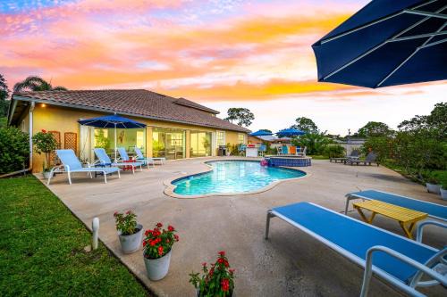 River Park Villa | Paradise in Time