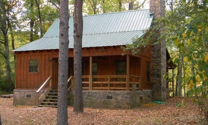 Wilburn Cabin | Paradise on the Little Red River - New. Excellent pricing & prime trout fishing!