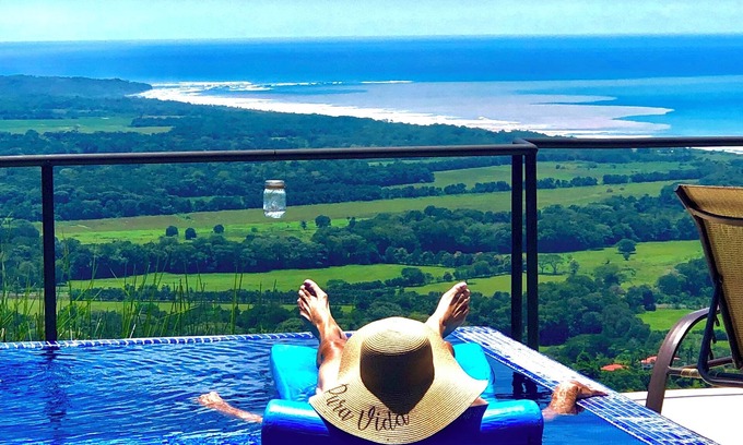 Jaco House | PARADISE PERSONIFIED