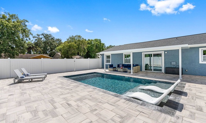Citrus Park House | Paradise Pool & Golf retreat in the heart of Tampa, Florida! n