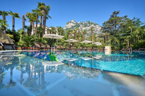 Riva del Garda Hotel | Parc Hotel Flora S