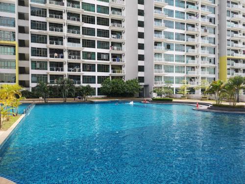 Taman Saujana Apartment | Parc Regency Green Homestay By Easyhomestay