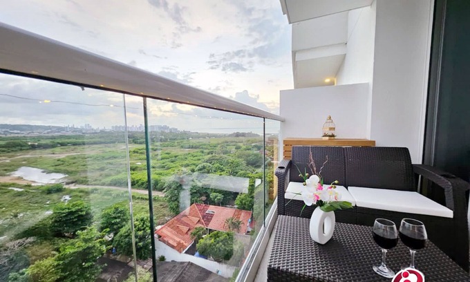 La Boquilla Apartment | PARCEROS GROUP - 1 BEDROOM VACATION APARTMENT, FLOOR 7, CARTAGENA