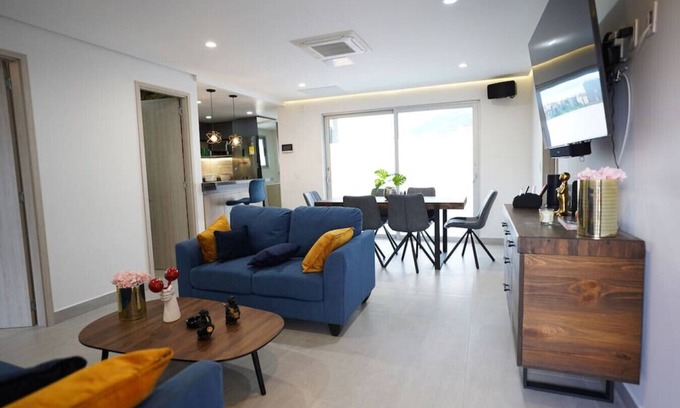 Buenos Aires Condo | Parche De Lujo, one block to metro and Zona Viva