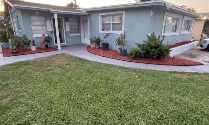 Tangelo Park House | Pargie's Place - A New Listing with Low Prices near EPIC universe and I-Drive!