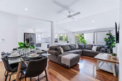 Auchenflower House | Park Avenue Terrace House 3BR - Outdoor, BBQ