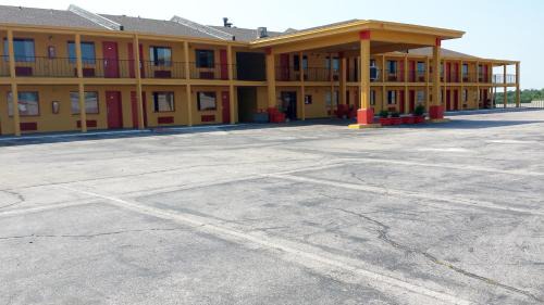 Oklahoma City Hotel | Park Hill Inn and Suites