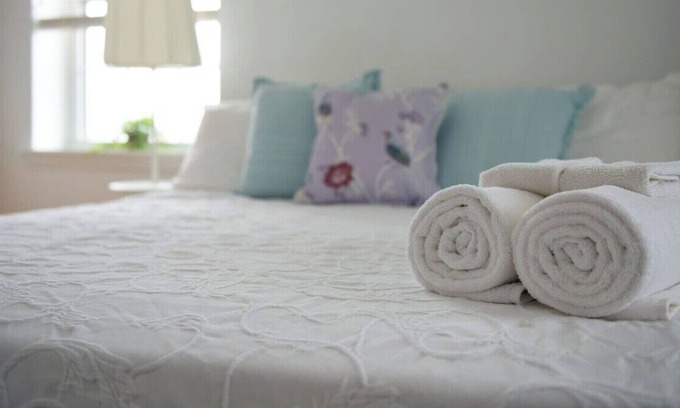 Bloomfield Apartment | ♥Parking★ 5★ Location ♛King Bed♥West Penn Hospita