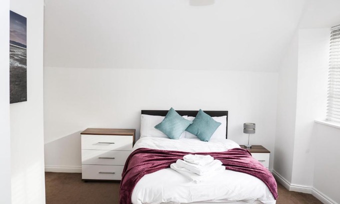 Hull Apartment | Parks Nest 6