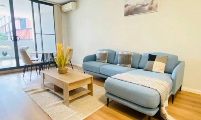 Parramatta Apartment | Parramatta Homy 3Br near Train