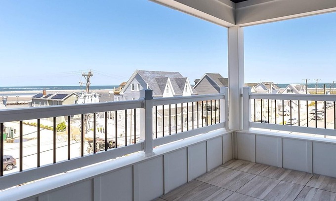 North Wildwood Apartment | Party Headquarters in the Middle of the Entertainment with the beach steps away!
