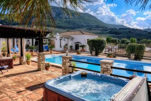 Villanueva del Trabuco Villa | Pasa Fina, luxury holiday retreat