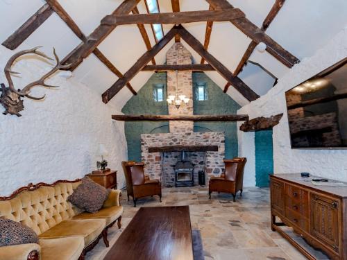 Cheddar House | Pass the Keys 3 Bedroom Cottage Draycott Wells