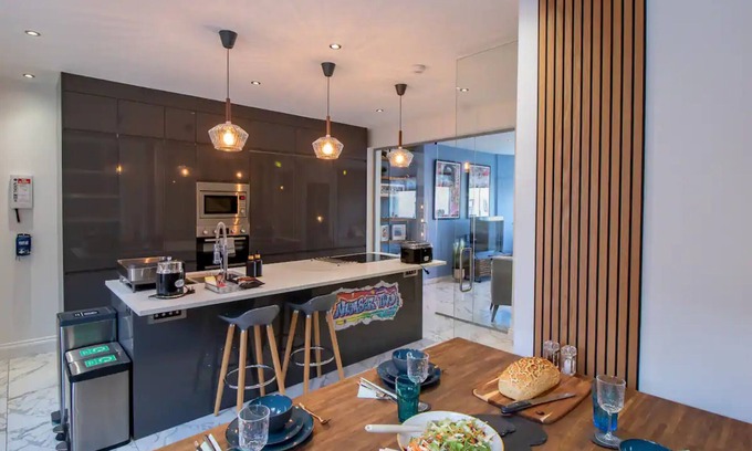 Whitley Bay House | Pass the Keys | Bespoke Coastal Retreat, Whitley Bay