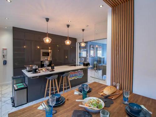 Whitley Bay House | Pass the Keys Bespoke Coastal Retreat Whitley Bay