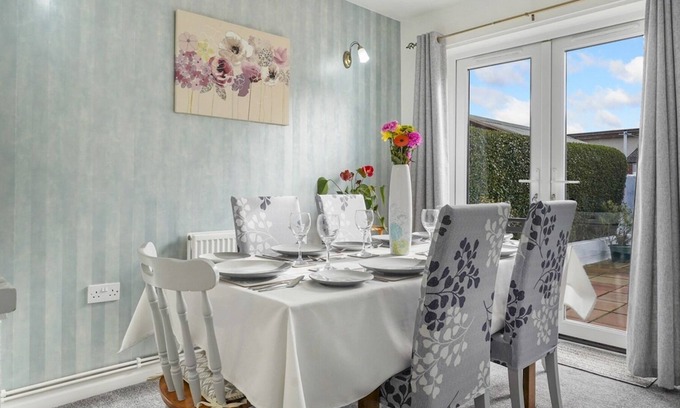 Aberystwyth House | Pass the Keys | Fab 3B House