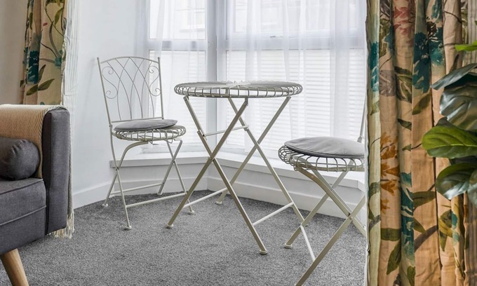 Aberystwyth Apartment | Pass the Keys | Fantastic one bedroom Victorian Apartment