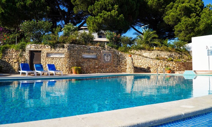 Patio Apartment | Páteo Retreat – Pilar Apartment with Pool