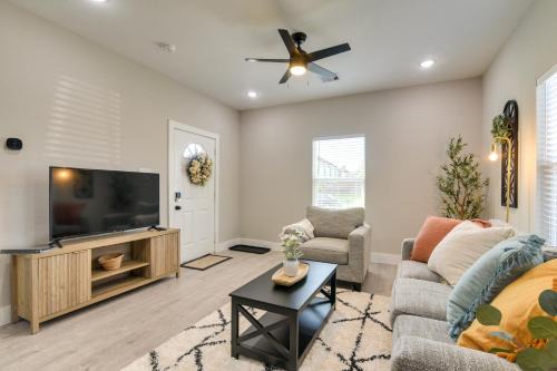 Northeast Houston House | Patio and Fenced Yard Home Close to Dtwn Houston!