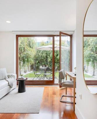 Uniao de Freguesias do Centro Apartment | Patio Retreat at Porto Urban Flats