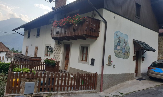 Ovaro Apartment | Patty House, Liariis di Ovaro - Carnia - Udine, a few kilometers from Zoncolan