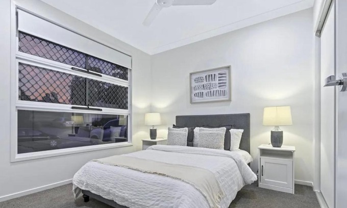 Pallara House | Pave House x Excellent location