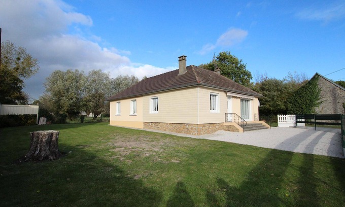 Hauteville-sur-Mer House | Pavillon" holiday home with private parking