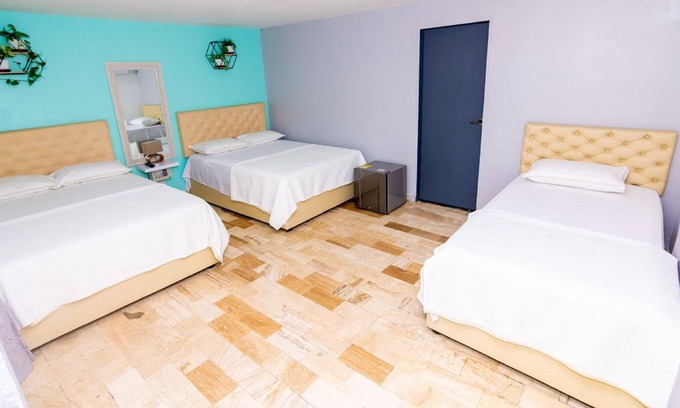 Tierra Bomba Island Apartment | PB-F16 HABITACIÓN FAMILIAR EN ISLA CON DESAYUNO