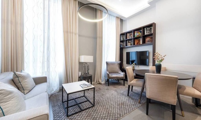 Norland Apartment | PBC | Two Bedroom Apartment Kensington KC03