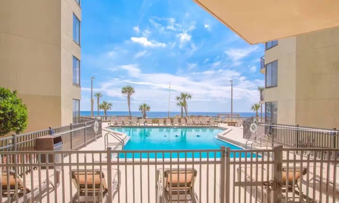 Panama City Beach Condo | PCB Beachfront condo next to Pineapple Willy's #312W
