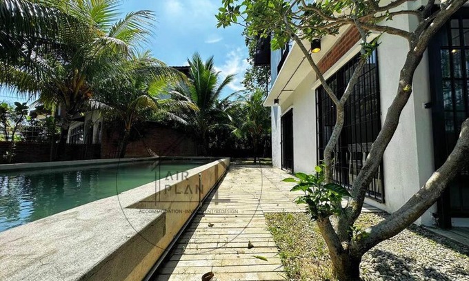 Taman Pantai Dickson House | PD Rustic Greenwood Pool Villa (Up to 16 pax)