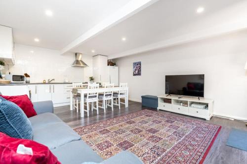 Garran House | Peaceful 1BR Home near Canberra Hospital - Hosted by CanStay