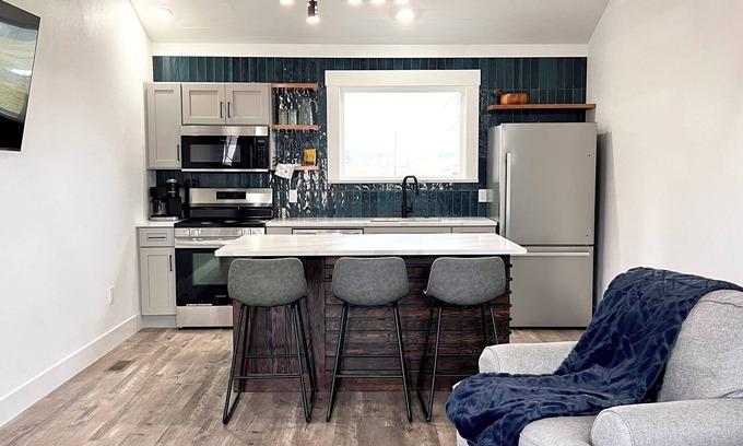 Uniontown House | Peaceful 2-bedroom 2 bath Duplex Unit A, in Chaffee Crossing Fort Smith WiFi, AC