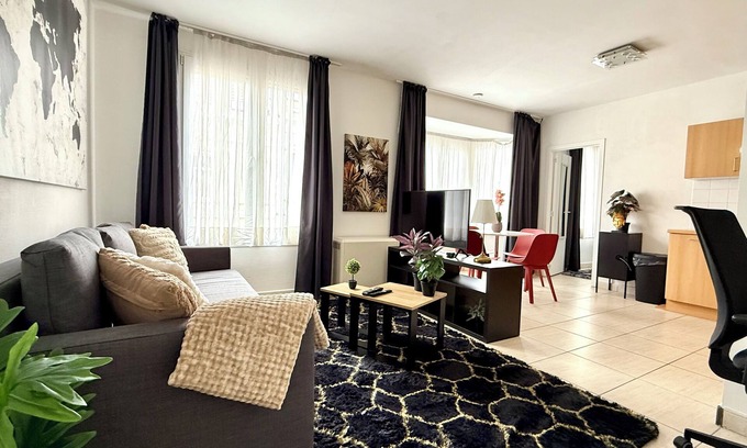 European Quarter Apartment | Peaceful 2 minutes European Parliament