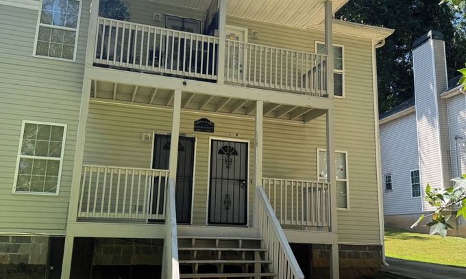 Atlanta House | Peaceful 4-bedroom townhome with AC in Atlanta
