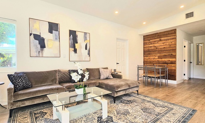 Riverland Village House | Peaceful & Convenient Fort Lauderdale Retreat Near Las Olas & Wilton Manors