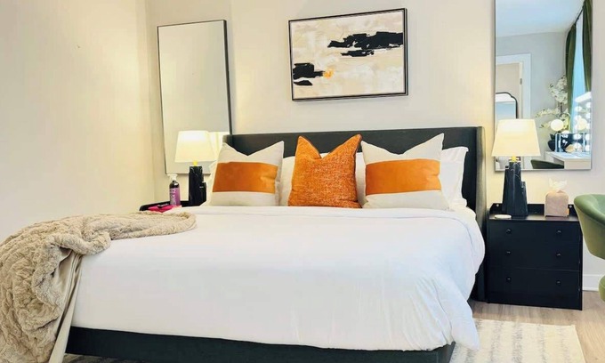 Clarksville Apartment | Peaceful Downtown Stay Near Restaurants