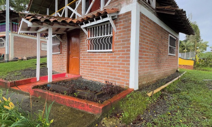 Filandia Cabin | Peaceful Filandia Cabin - Nature, Views & Horses