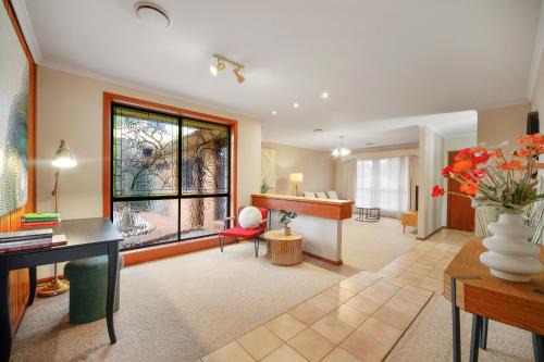 Hoppers Crossing House | Peaceful Garden location in Hoppers Crossing