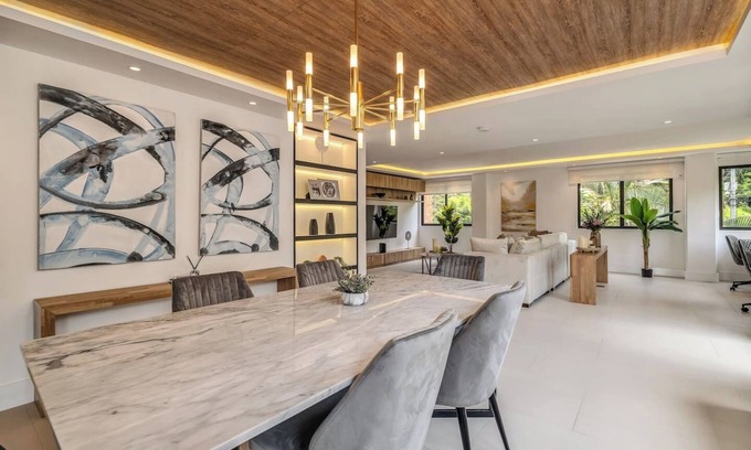 El Tesoro Apartment | * Peaceful Heaven: 2.5 Bath+2 Bed