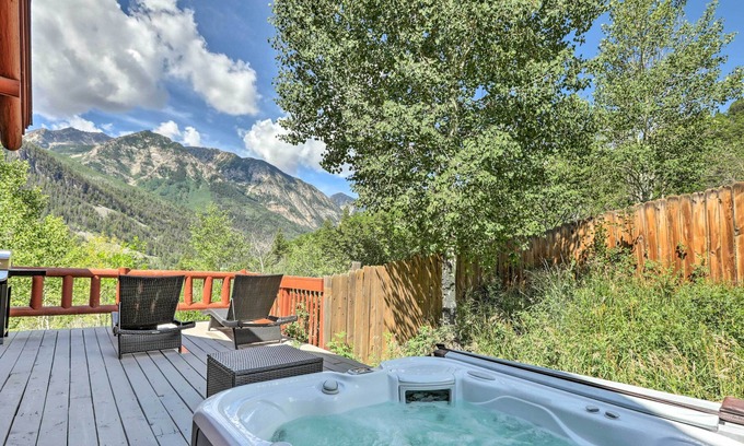 Carbondale House | Peaceful Marble Retreat w/ Grill & Mtn Views!