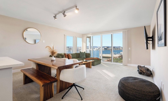 Marina del Rey Apartment | Peaceful Marina Hideaway Walk to Beach & Boats
