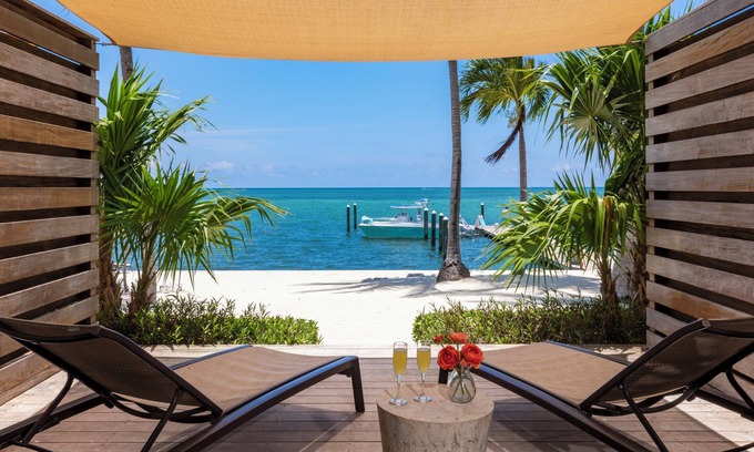 Islamorada Hotel | Peaceful Mornings in Islamorada! Swimming Pool, Beach, Pet-friendly!