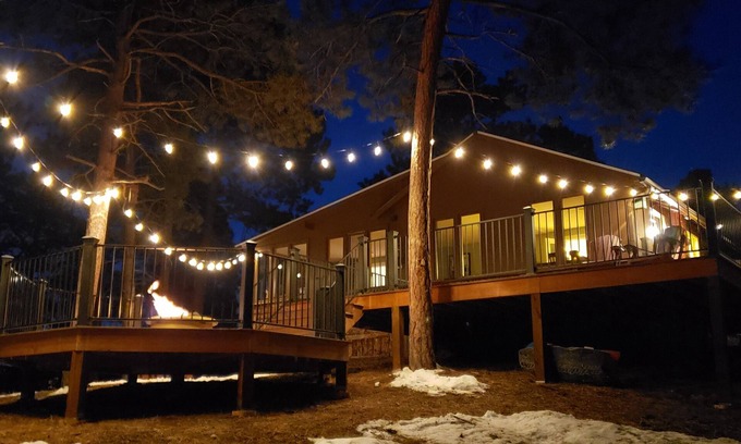 Indian Hills House | Peaceful Mountain Getaway close to Red Rocks and Denver