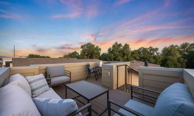 Old Town North House | Peaceful, private & Fun near Old Town, Breweries, bike trails & hot tub